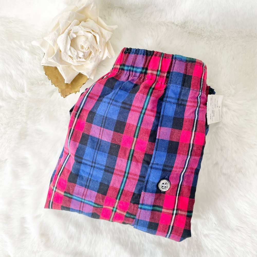 New with tags FRUIT OF THE LOOM BOXERS. Red & Navy checkered SZ 4XB tagless